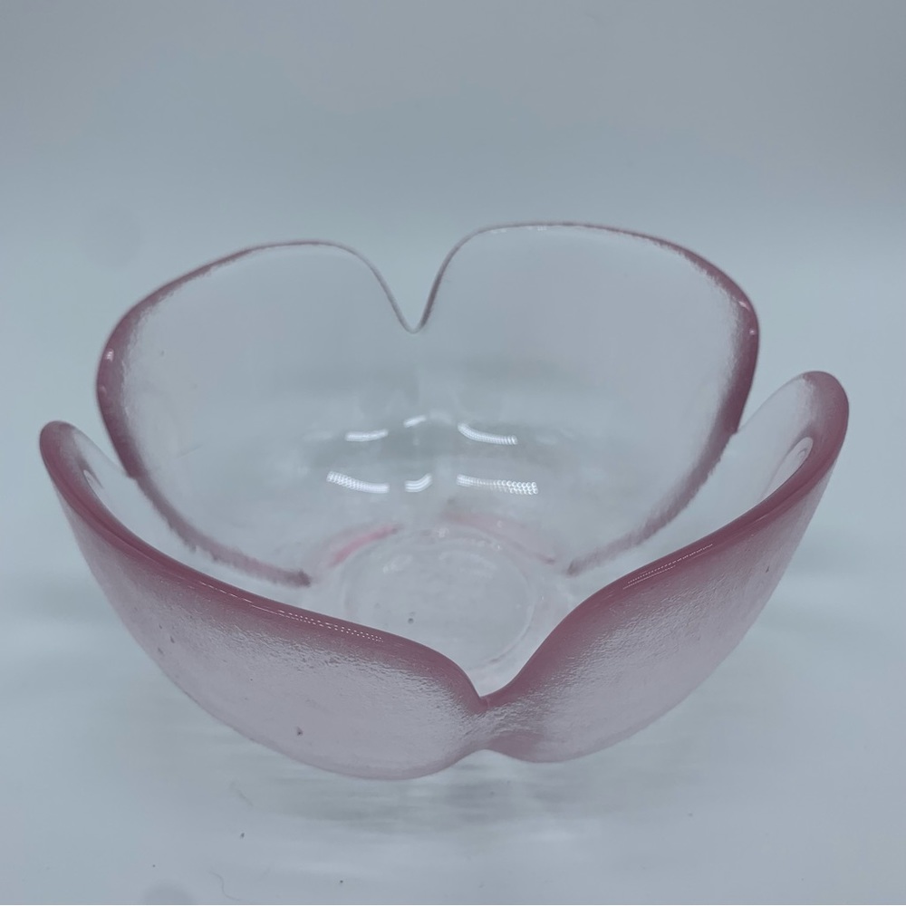 Vintage Viking Glass Petal Bowl Spring Pink Frosted Satin Glowing Edges 6 1/8 in